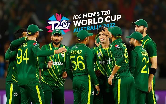 T20 World Cup: কিউয়িদের দাঁড় করিয়ে রেখে ফাইনালে বাবর বাহিনী